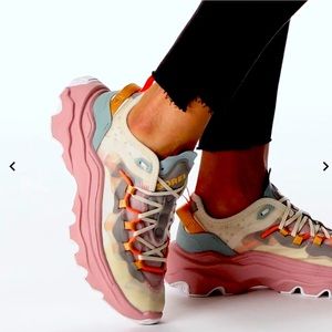 Sorel KINETIC™ BREAKTHRU TECH LACE SNEAKER
